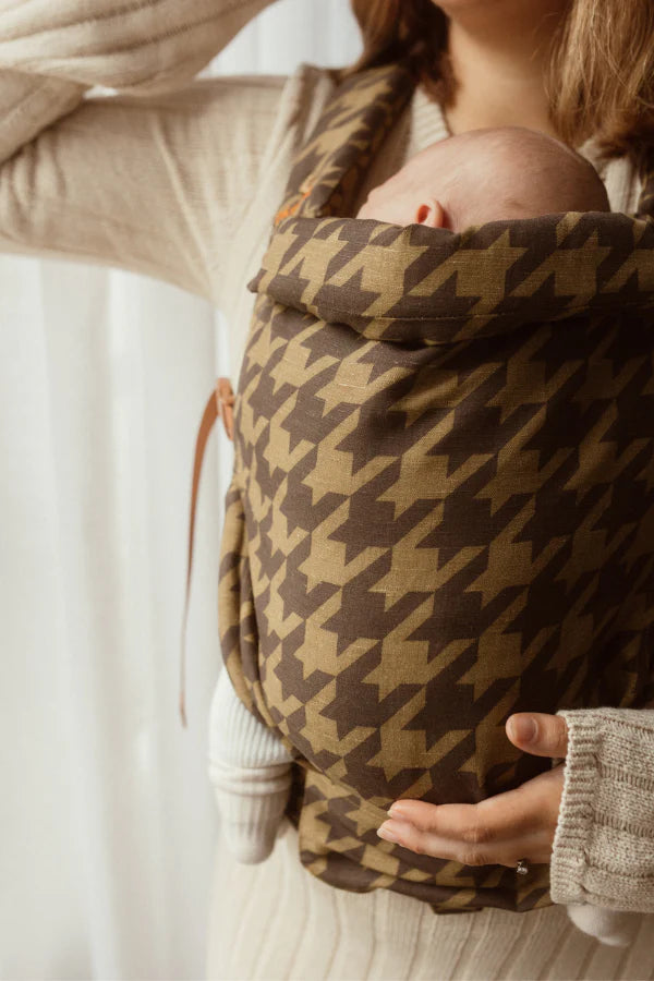 Heritage Baby Carrier – Brown Houndstooth