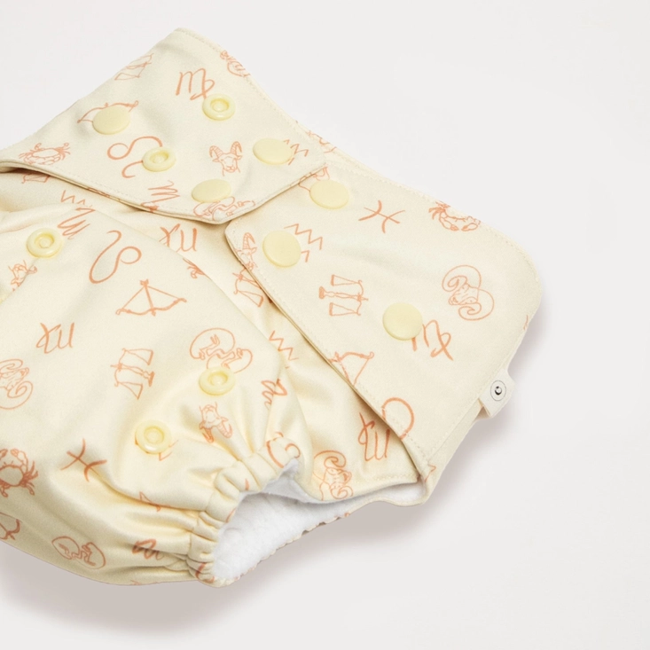 Zodiac 2.0 Modern Cloth Nappy - Ecru